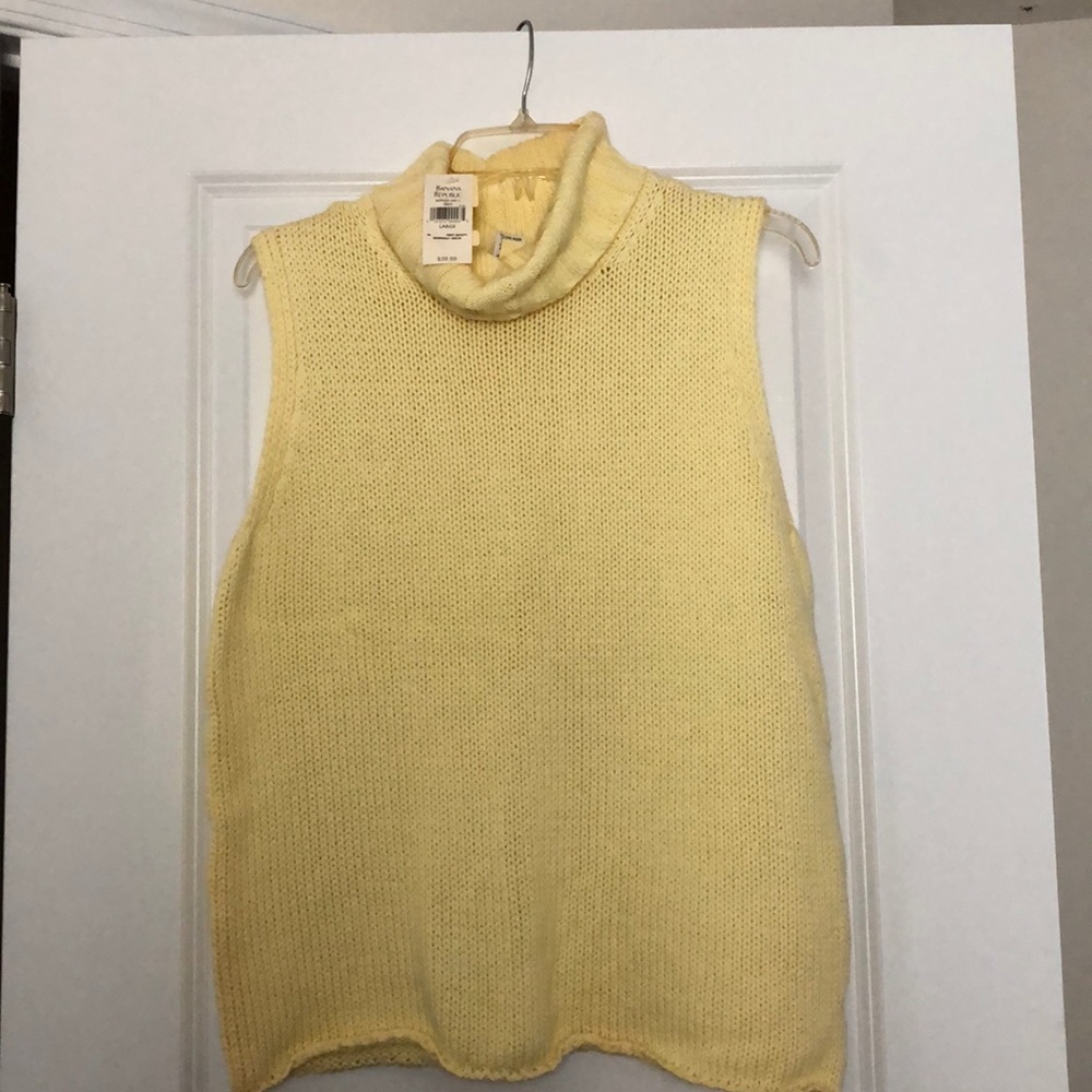 NWT Banana Republic Knit Sleeveless Top